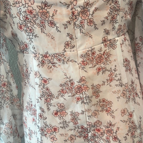 Miss Lola Floral Ruched Long Sleeve Dress - White and Pink - Picture 12 of 12